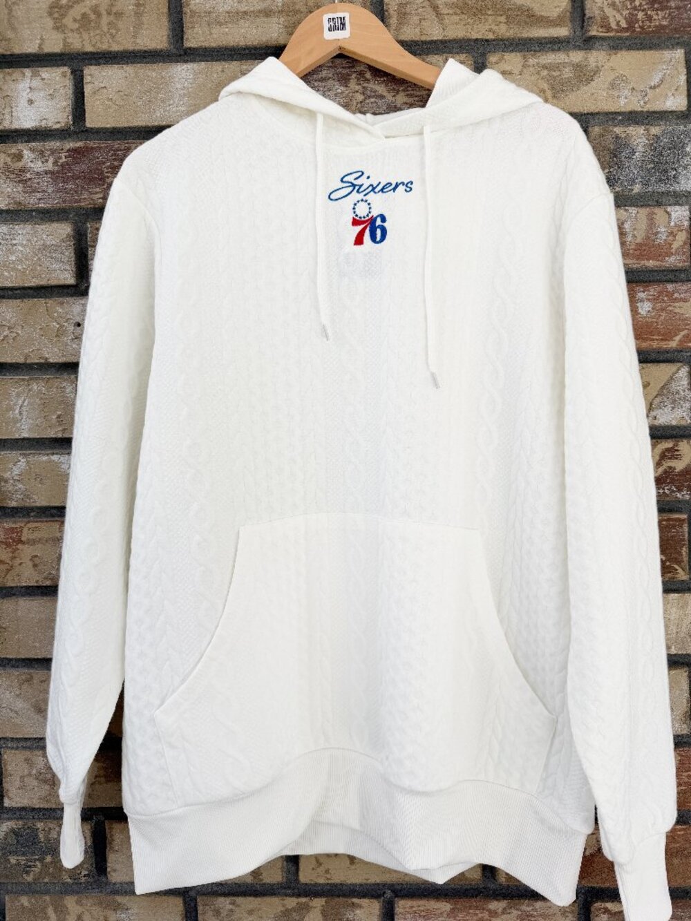 ☀️ NBA Philadelphia 76ers Cable Knit Textured Hoodie White Size M NWT